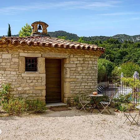 Les Petitons Aparthotel