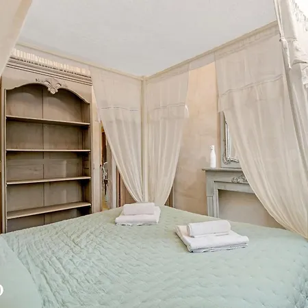 Aparthotel Les Petitons