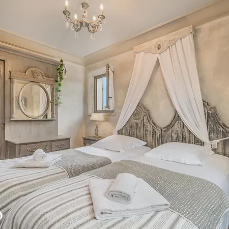 Aparthotel Les Petitons *