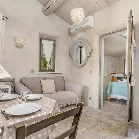 Aparthotel Les Petitons