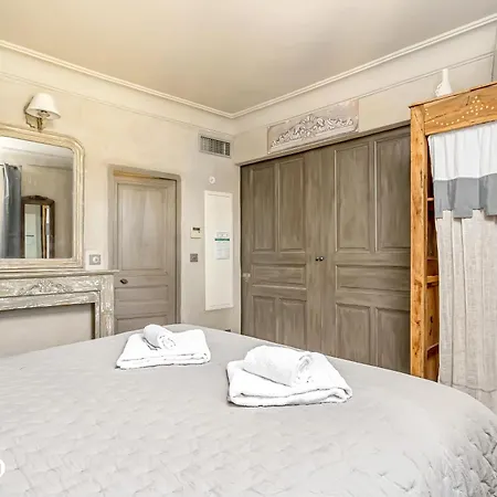 Aparthotel Les Petitons